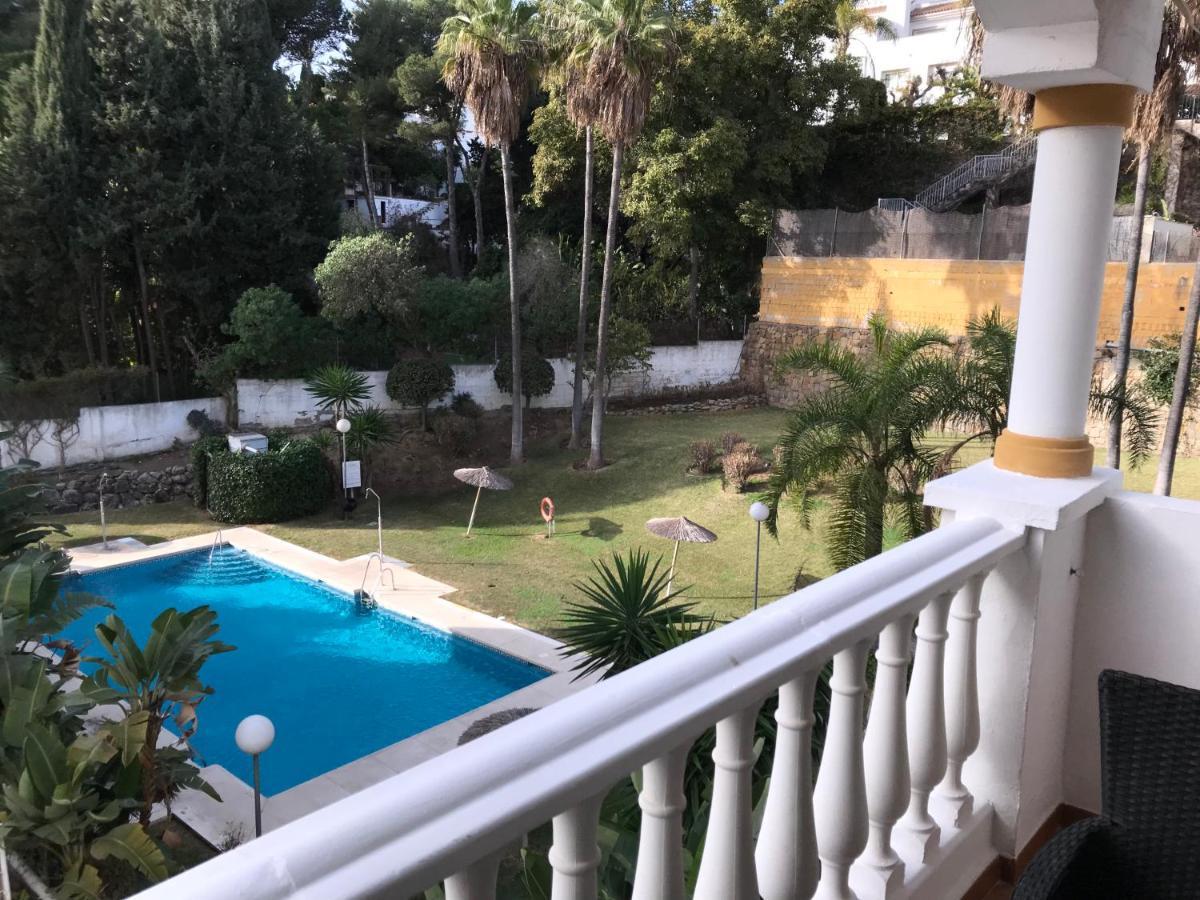 Residencial Las Flores マルベーリャ エクステリア 写真